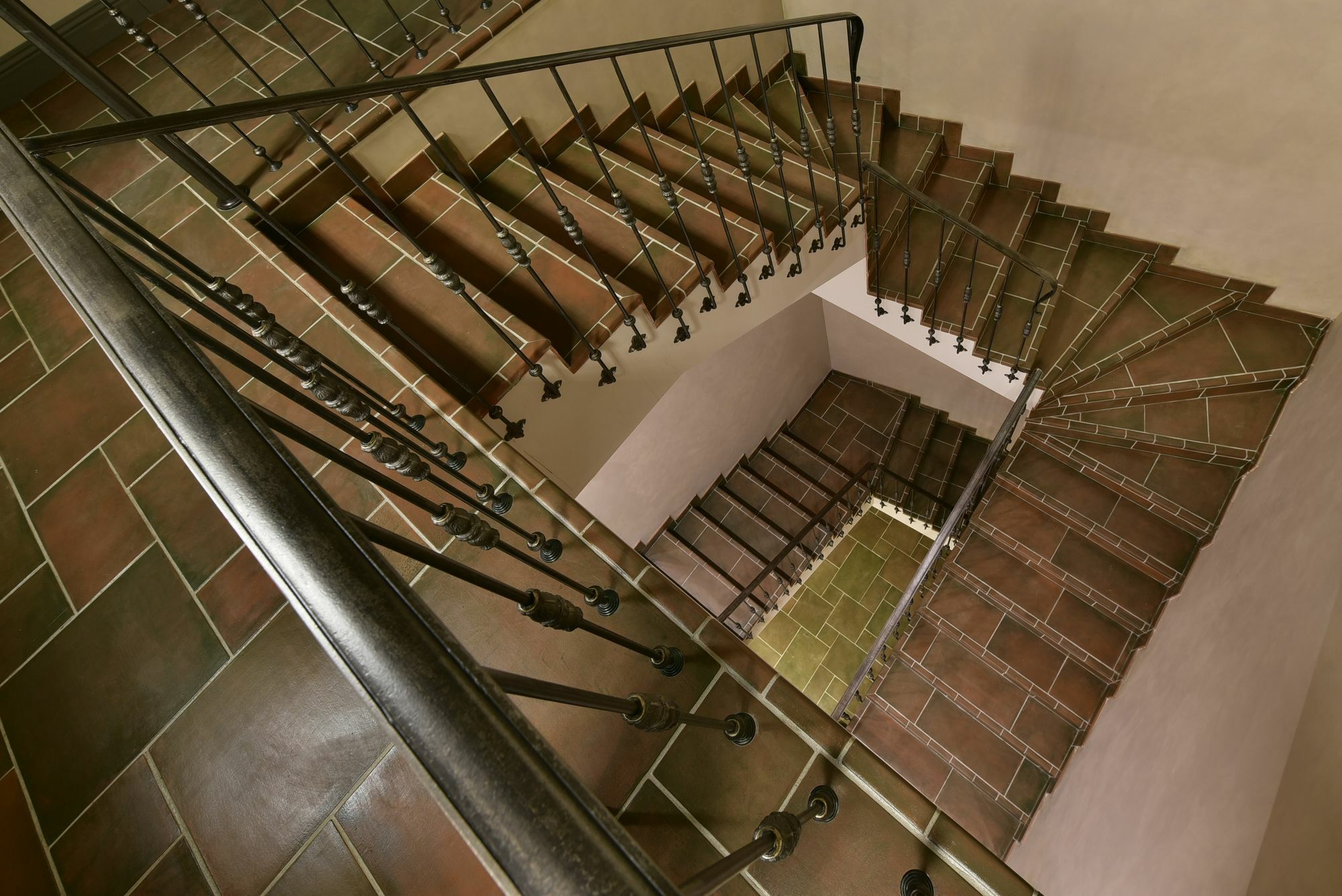 Bastille Hotel Yerevan Bagian luar foto